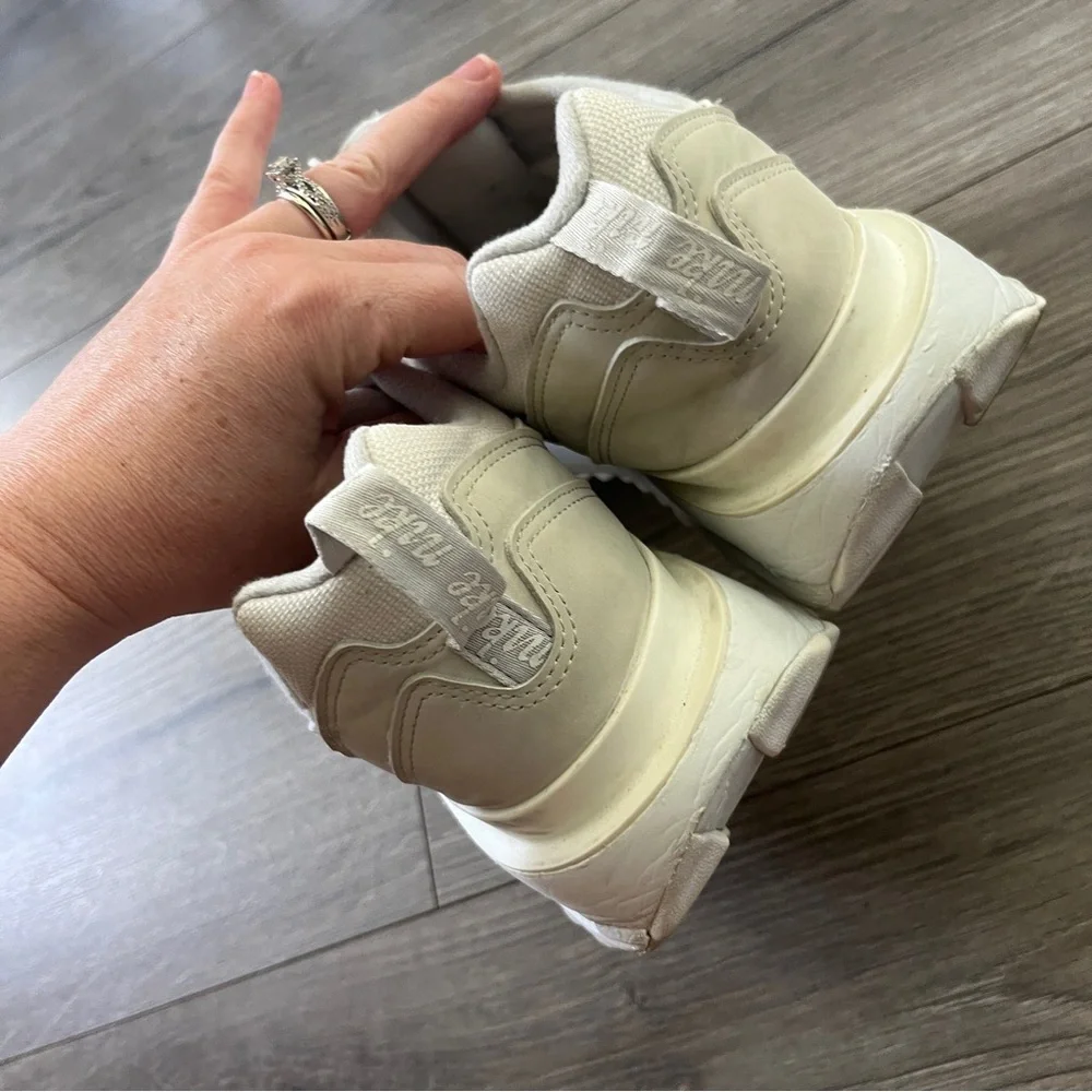 Nike Air Max Dawn Women’s Phantom Light Bone Size 11.5 EU 44